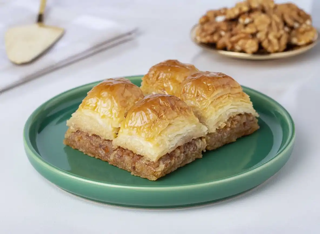 Cevizli Baklava